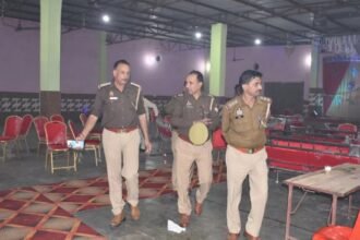 बारात में दुल्हन पक्ष की लड़की को रसगुल्ला नहीं मिला तो बाराती घराती भिड़े पीएसी बुलानी पड़ी 