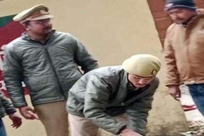 राष्ट्रीय पक्षी मोर की हत्या में एक गिरफ्तार दो फरार वन विभाग और पुलिस की कार्यवायी जारी