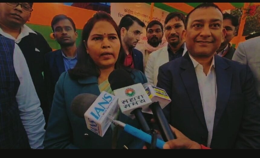 रसायन एवं उर्वरक मंत्री वीडियो कॉनफ्रेसिंग से तो मेयर वसुंधरा लाल ने पहुंच कर सिपेट का उदघाटन किया