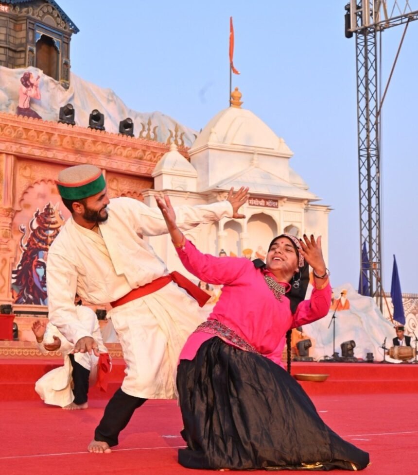 कलाग्राम की कलाकारी ने किया मंत्रमुग्ध: मंत्री शेखावत ने की जमकर सराहना, सांस्कृतिक कार्यक्रमों में झूमे दर्शक